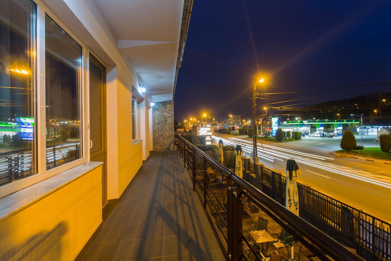 Hotel Raxand Residence Mioveni Buitenkant foto